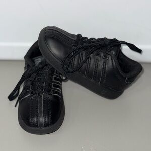 K-Swiss Black Sneakers Sleek Design Comfortable Fit